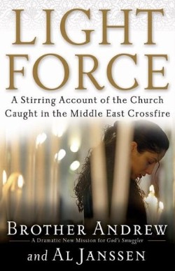 9780800731045 Light Force : A Stirring Account Of The Church Caught In The Middle East Cr (Rep