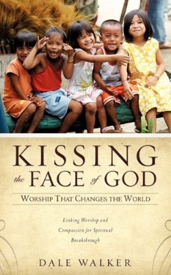 9781609570965 Kissing The Face Of God