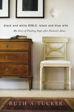 9780310524984 Black And White Bible Black And Blue Wife
