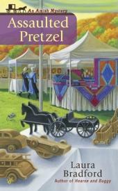 9780425252000 Assaulted Pretzel : An Amish Mystery
